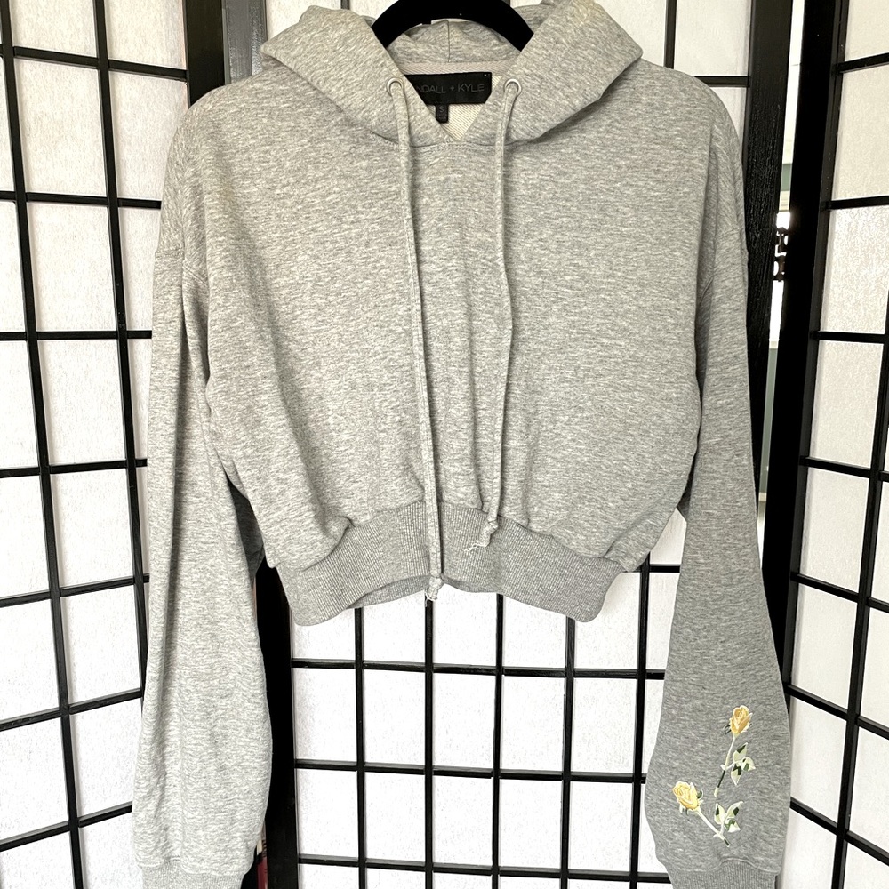Kendall + Kylie Cropped Grey Floral Hoodie